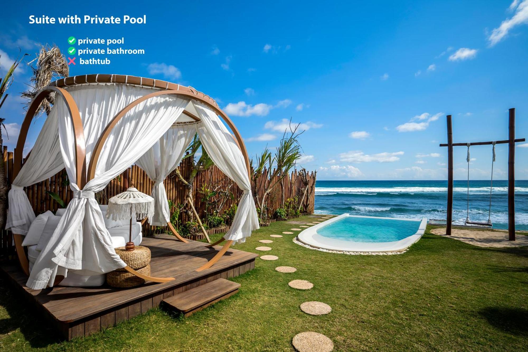 Bubble Hotel Nyang Nyang - Adults Only ウルワツ エクステリア 写真